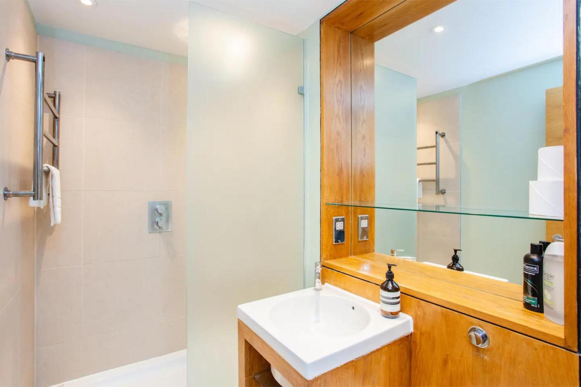Modern 3 Bedroom Apartment In Paddington London Luaran gambar